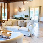Maison 4 Pour 8 Personnes * Ségos