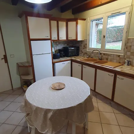 Maison 4 Pour 8 Personnes Ségos