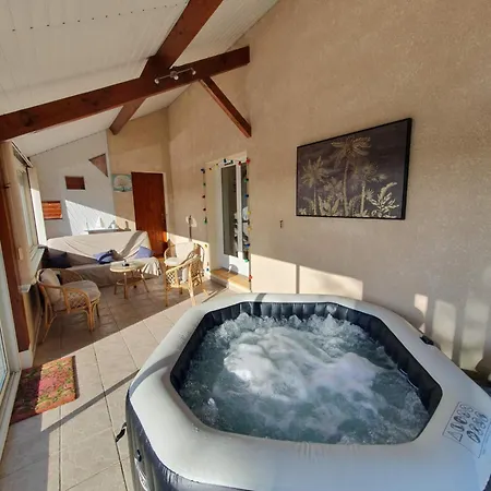 Hébergement de vacances Maison 4 Pour 8 Personnes *