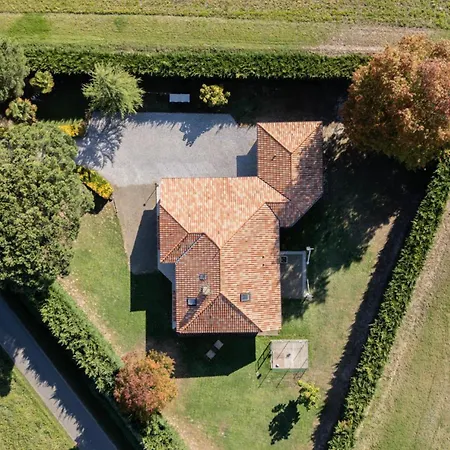 Maison 4 Pour 8 Personnes بيت للعطل *
